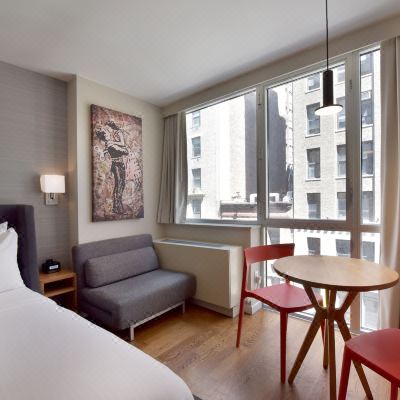 Deluxe King Room Hotel 32 32 Promo Code