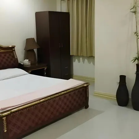 GardenSuite Hotel