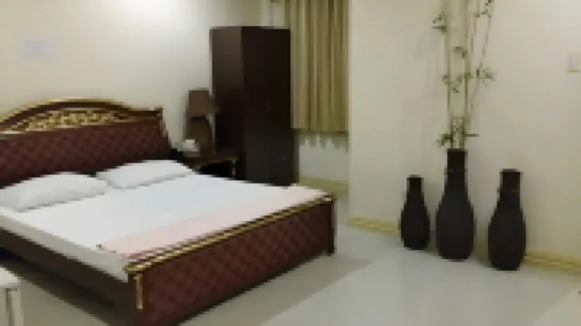 GardenSuite Hotel