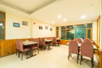 Hotel Rising Star with Garden with Private Parking Near to Mall Road