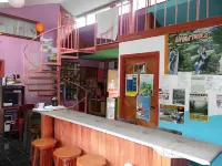 Hotel & Hostel Sloth Backpackers