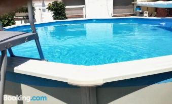 3 Bedrooms House with Private Pool Enclosed Garden and Wifi at Chatun
