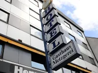 Hotel Herrnbrod & Ständecke Hotels near Spielplatz im Bürgerpark
