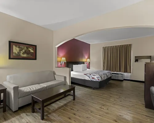 Red Roof Inn & Suites Albany, GA Hotels in Dougherty County