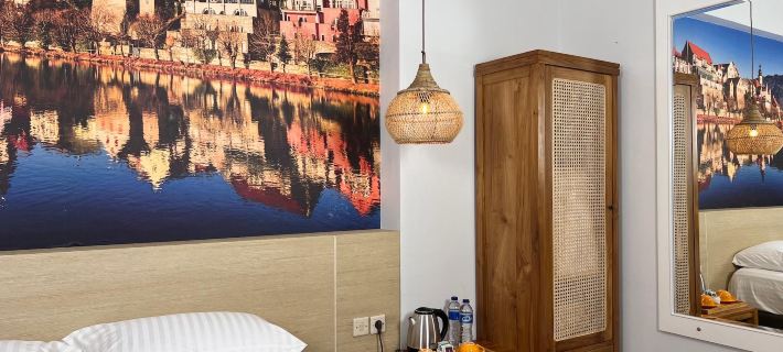 Fastrooms Bekasi Hotels in South Bekasi