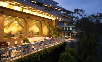Ganga Kinare- A Riverside Boutique Resort, Rishikesh