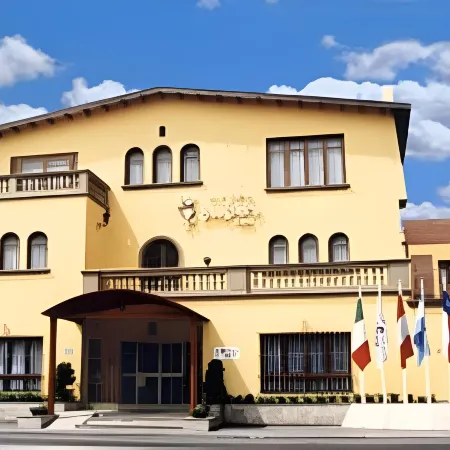 Hotel San Isidro Inn