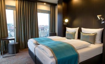 Motel One München-Olympia Gate