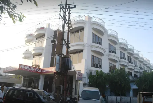 Mansarover Hotel & Banquets