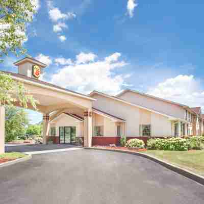 Days Inn by Wyndham Milledgeville Hotel Exterior