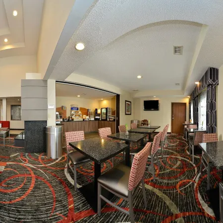 Holiday Inn Express BOSTON-MILFORD by IHG