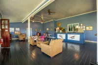 The Samoan Outrigger Hotel - bar