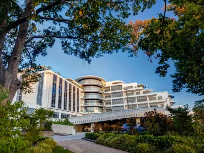 Mantra Charles Hotel Launceston Các khách sạn gần Launceston Town Hall