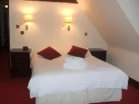 The Crown Hotel Hotel di Brandon