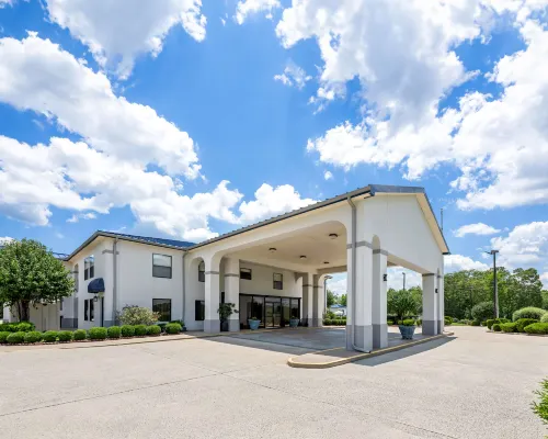 ベストウェスタン イン クラントンのホテル