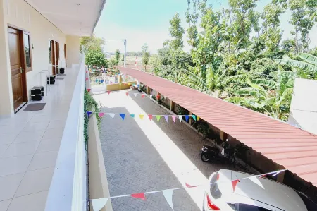 Sendang Syariah RedPartner Отели в г. Banyakan