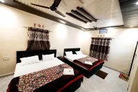 Raghuvanshi Paying Guest House and Dormitory - Hostels