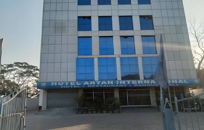 Hotel Aryan International