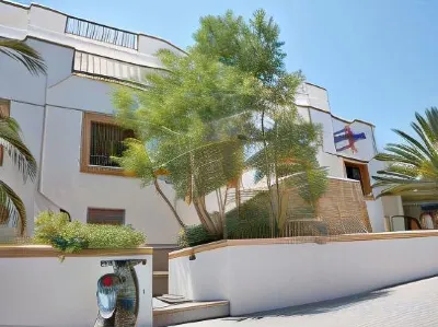 Sunlight Hotel Hotels in Lampi