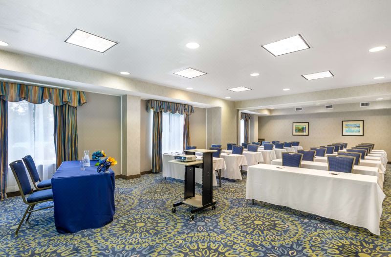 Best Western Plus Waynesboro Inn Suites Conference Center photo 5