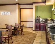 Sleep Inn & Suites at Six Flags - breakfast