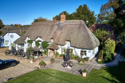 The Hatchet Inn Hotels in Andover
