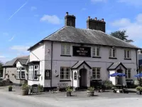 The Brewers Arms فنادق في وینتربورن ابباس