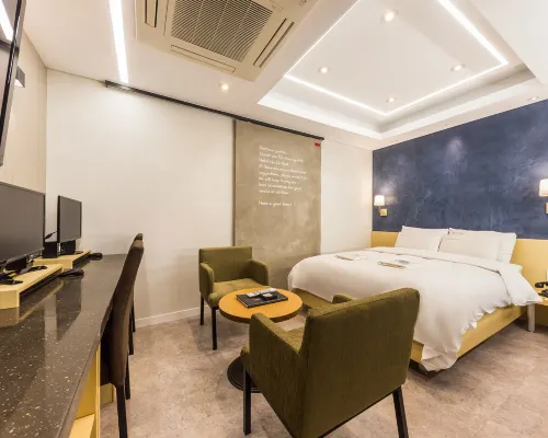 Lanuit Hotel Hoteles cerca de Parque Wau