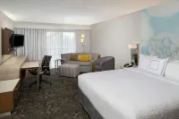 Courtyard San Antonio Airport/North Star Mall Hotels near lululemon