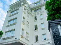 The Mansion Hotel Bien Hoa Hotels near Tạp Hóa - Phòng Trọ, Cô Tuyết