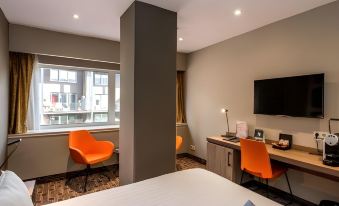 XO Hotels Blue Tower