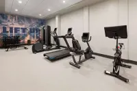 Riverbend Hotel and Suites, Trademark Collection by Wyndham - Gym