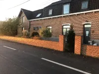 Aux Herbes Hautes Hotels in Bailleul