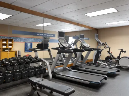 Hampton Inn Houston-Near the Galleria Отели рядом с достопримечательностью «церковь Лейквуда»