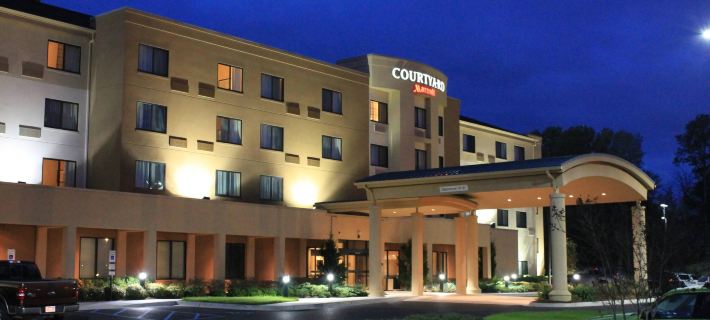 Courtyard Vicksburg Hotels in Vicksburg