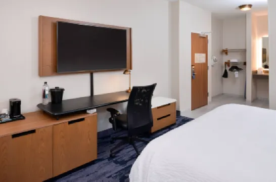 Fairfield Inn & Suites Arlington Near Six Flags Hotels in Arlington