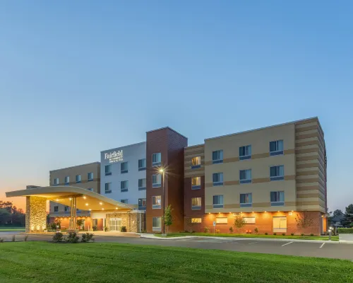 Fairfield Inn & Suites Franklin Hotels in Johnson County