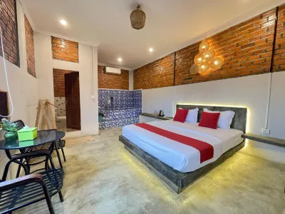 The Last Beach House Hotels in Trapeang Sangkae