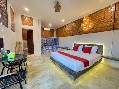 The Last Beach House Hotels in Trapeang Sangkae