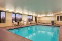 Hampton Inn Longmont - piscina