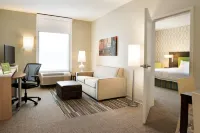Home2 Suites by Hilton Milwaukee Brookfield