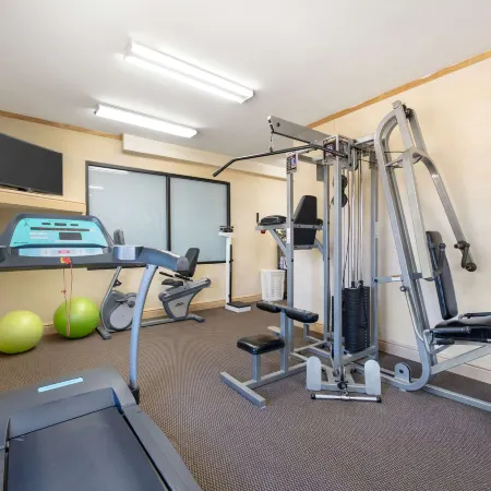 Comfort Inn & Suites