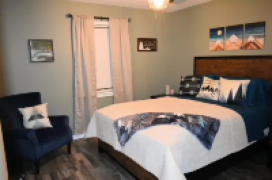 New! Beautifully updated private home near White River and Bull Shoals