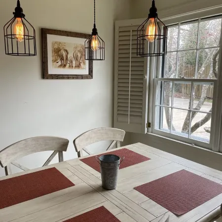 4-bedroom vacation home 7 minutes from High Point University