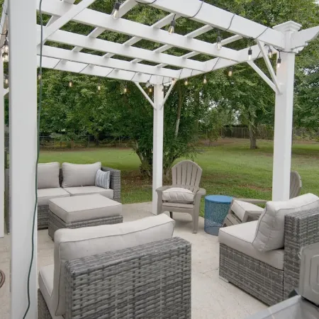 Scandi-Chic Retreat in Madison-Pets stay free!