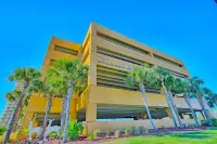 On the Beach - TreasureIsland  2 King Br Condo. Beach