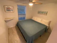 Bradenton duplex near downtown pier, harbor, Riverwalk & beaches. Pet friendly!