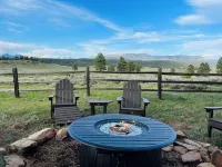 35 Acres-Luxurious 3 Private Suites-Sleeps 8-Kid+Dog Friendly-30+ Mile Views