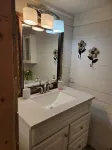Cheerful Country Tiny Home!
