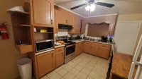 Affordable Business/Family Apartment with Garage